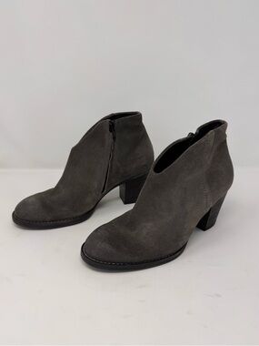 Paul Green Delgado Grey Suede Ankle Booties Zipper Women's Size 6 US / 3.5 UK